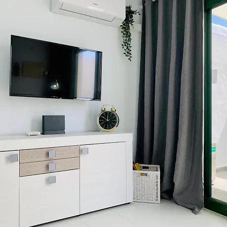 Апартаменты Marina Тиас